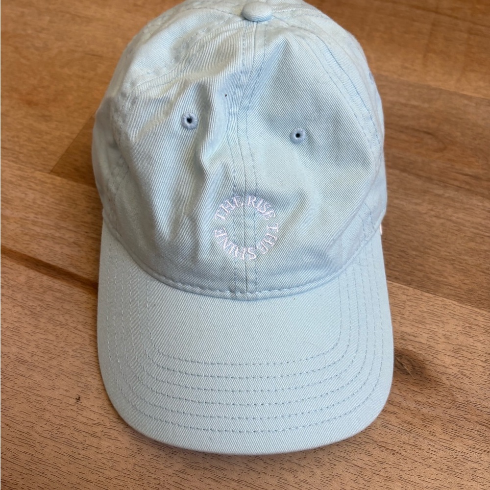 Vuori dad hat